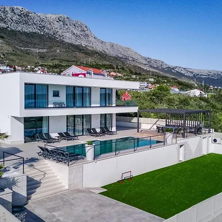 Sunset Serenity Villa With Pool, Gym And Sauna - Six Bedroom Villa With Pool Vila Kaštela