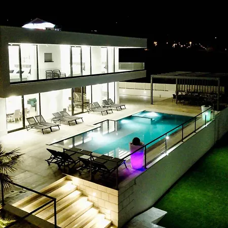 Sunset Serenity Villa With Pool, Gym And Sauna - Six Bedroom Villa With Pool * Kaštela