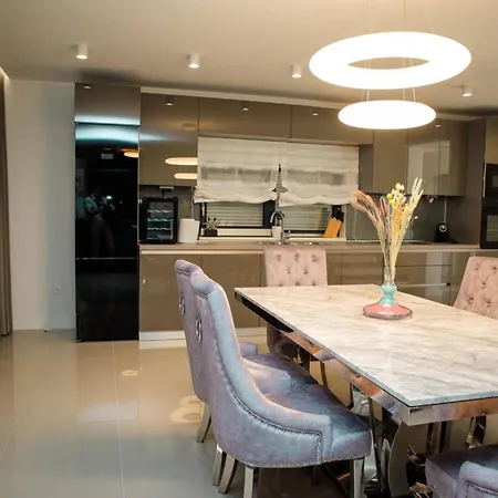 Sunset Serenity Villa With Pool, Gym And Sauna - Six Bedroom Villa With Pool Vila *